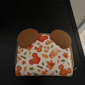 Loungefly Autumn theme Wallet